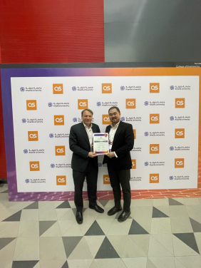 The Common Core entry “Transdisciplinarity for Future Readiness” wins Silver for the Developing Emerging Skills and Competencies category. (From left) Professor Julian Tanner and Dr Jack Tsao